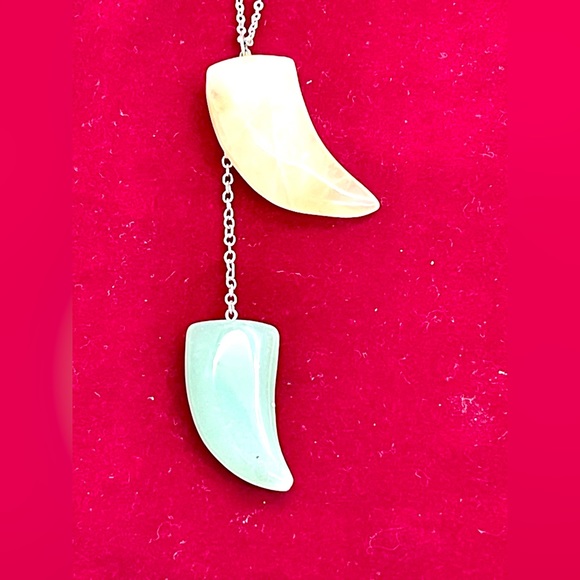 Gemstone Horn Shaped Necklace 24-27” - Picture 1 of 2